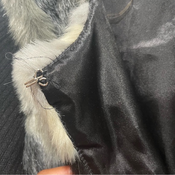 Cliche’ chevron faux fur jacket in size XL - Picture 6 of 9